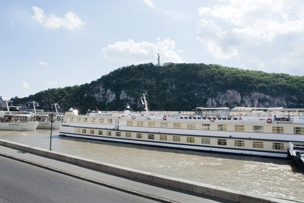 Riverside Flat With King Castle View Budapest Extérieur photo